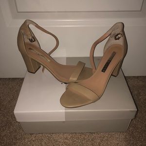 Never Worn Audrey Brooke Heels